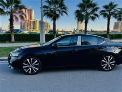 نیسان ئەلتیما